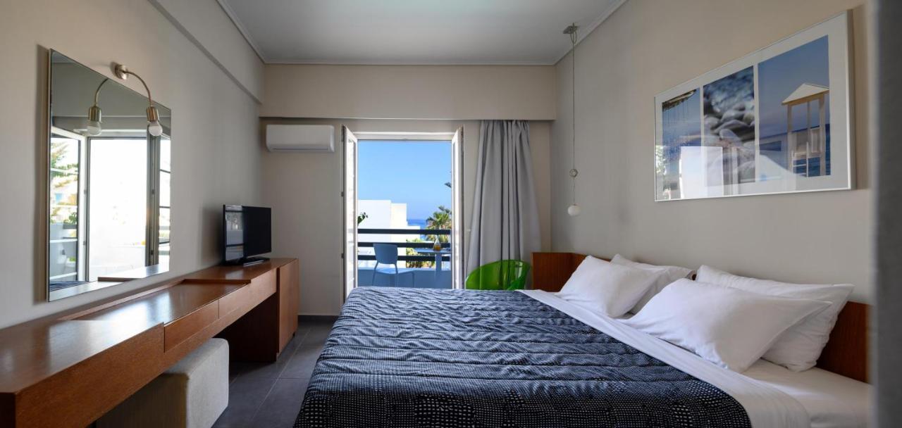 Afroditi Venus Beach Resort Kamari  Ngoại thất bức ảnh