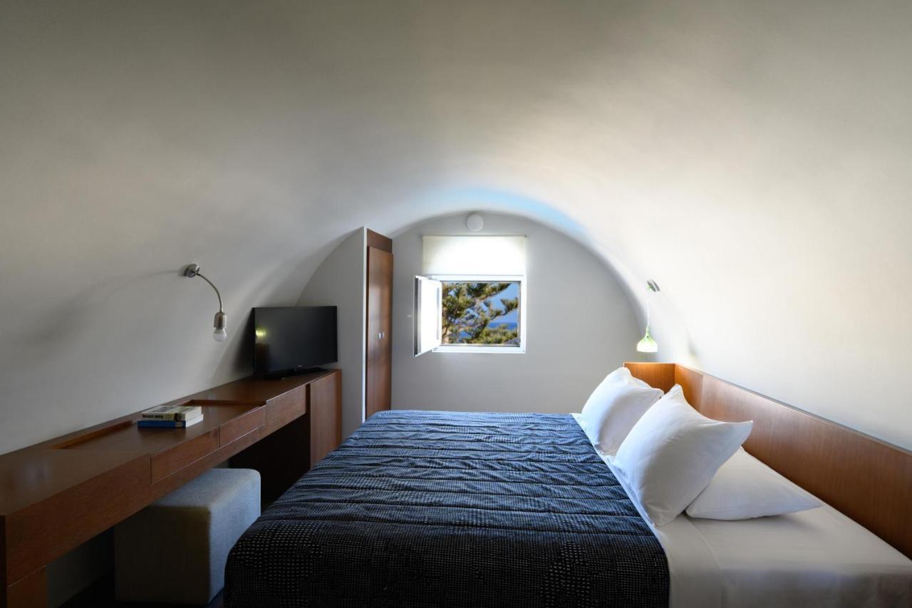 Afroditi Venus Beach Resort Kamari  Ngoại thất bức ảnh