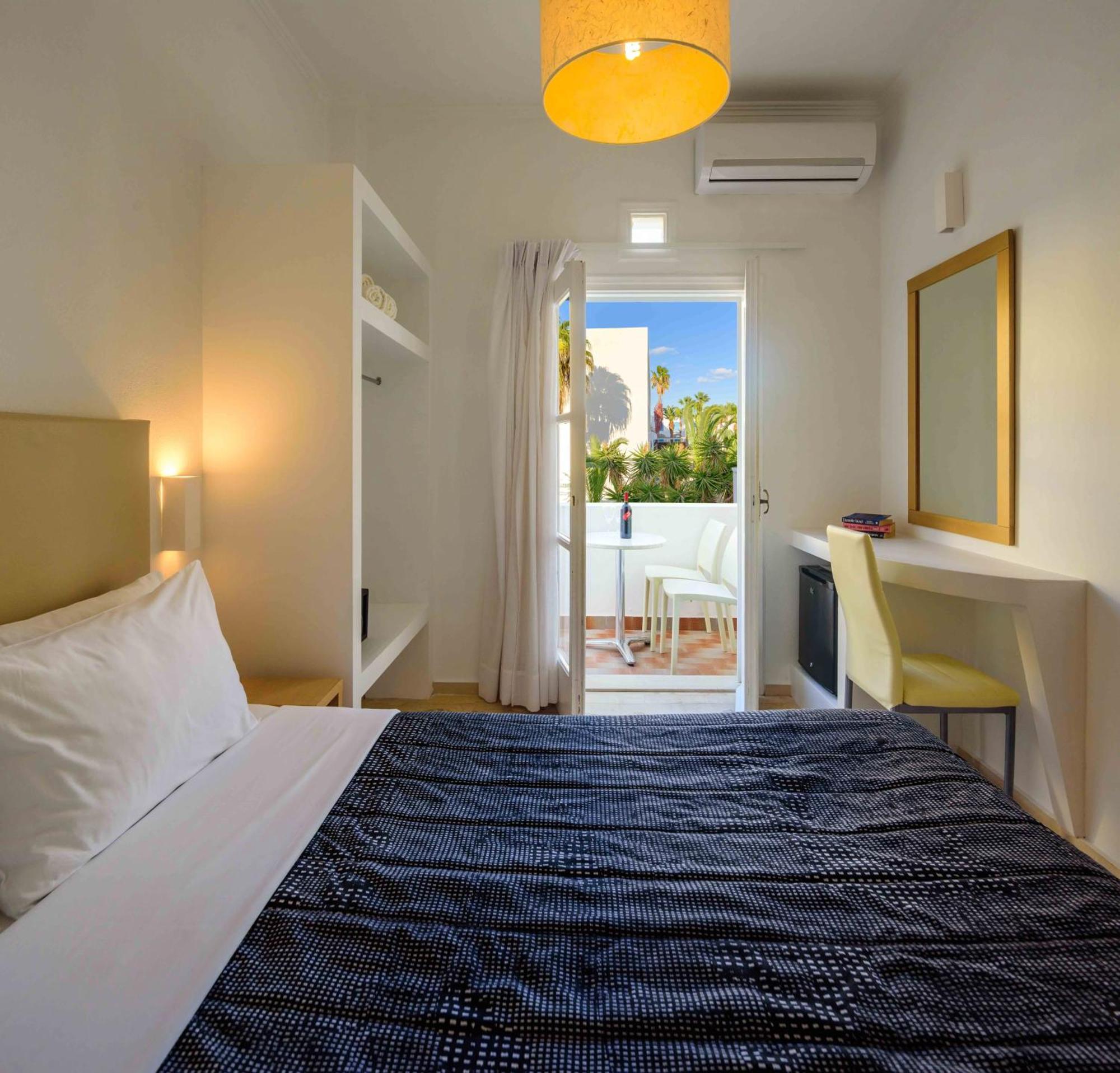Afroditi Venus Beach Resort Kamari  Ngoại thất bức ảnh
